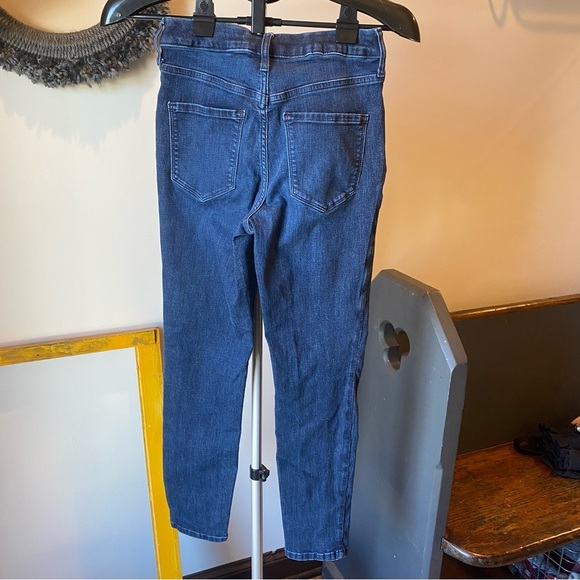 Classic Blue Women's Jeans - Picture 2 of 4
